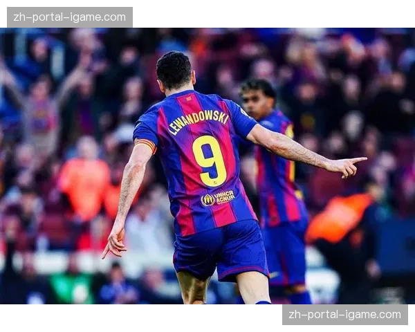 国家德比半场:巴萨2-1领先皇马,亚马尔世界波破门